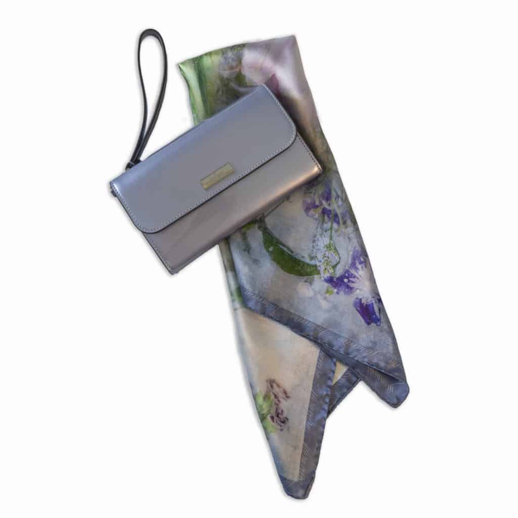 Floraveira - Lisianthus and Clematis Pewter Scarf