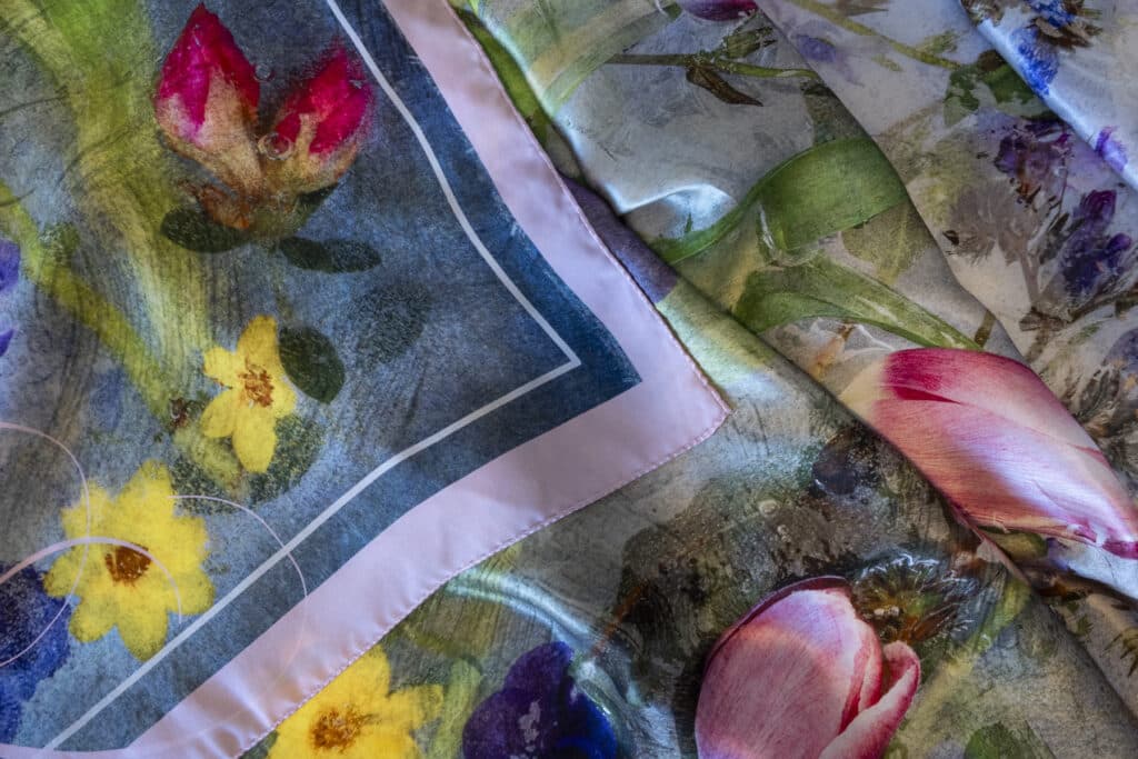 Floraveira - Tulips Scarf